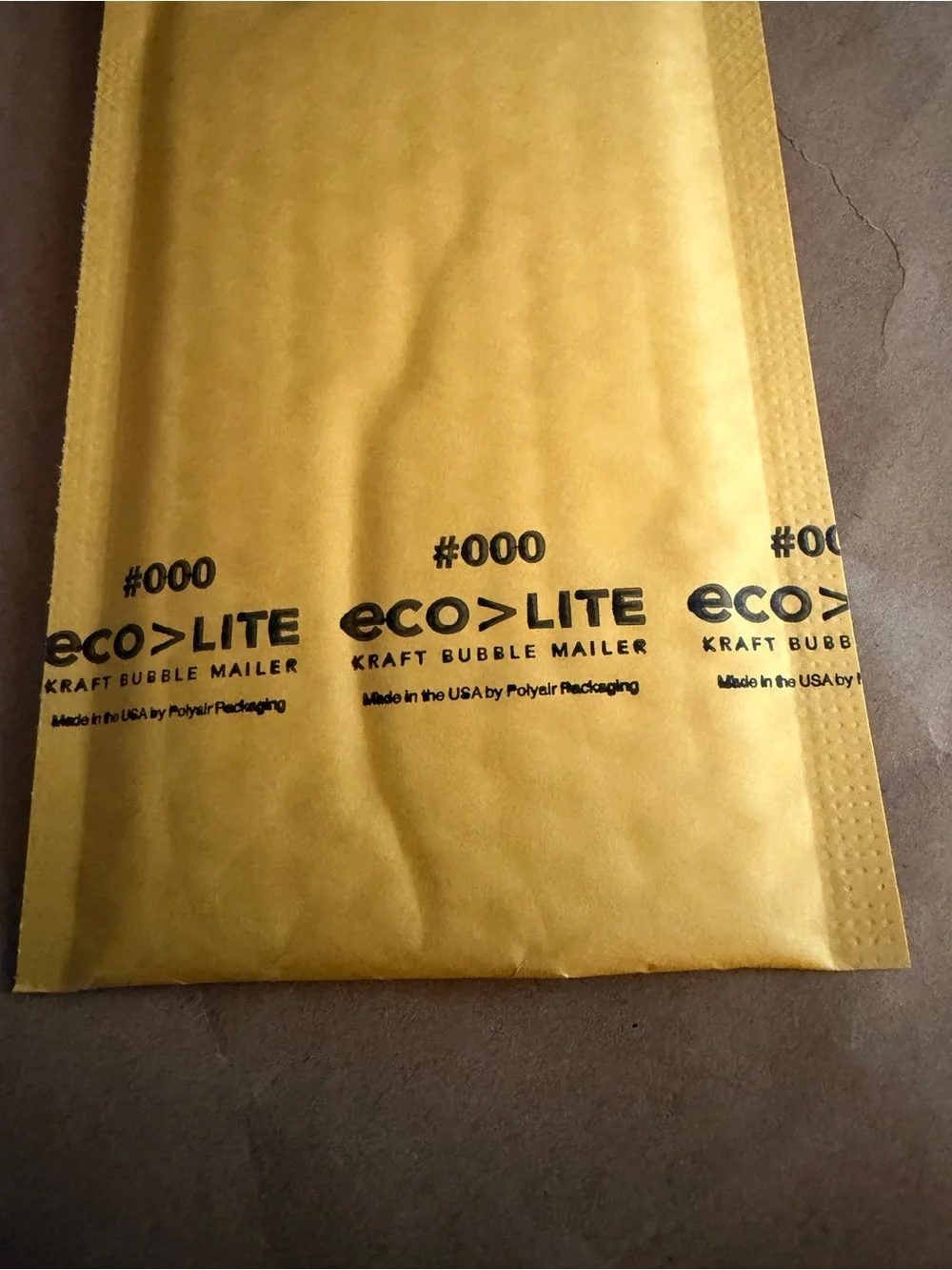 25 Eco-Lite Yellow Bubble Mailer Envelope